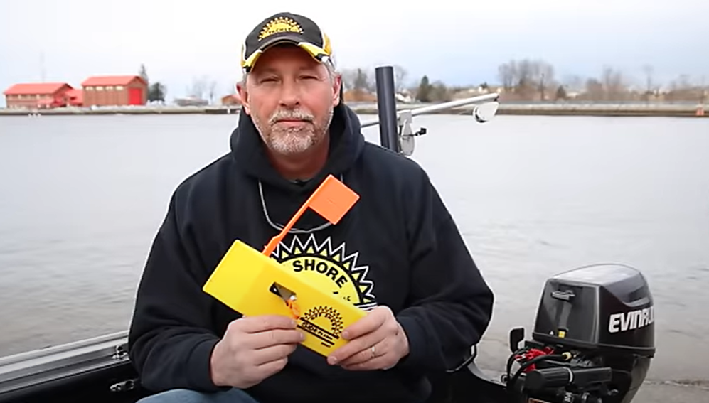 Video: an angler in a boat holds an OR12 Side Planer and explains the latest changes